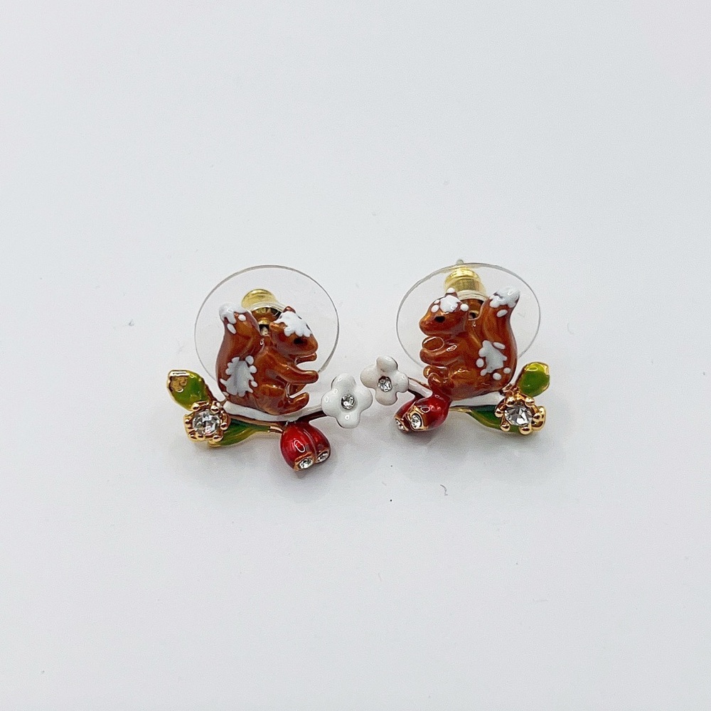Les Nereides squirrel earrings